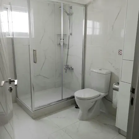 Kalidonia , Spacious 2 Bedroom With Office Lefkoşa