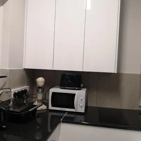 Kalidonia , Spacious 2 Bedroom With Office Lefkoşa