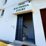 Kalidonia , Spacious 2 Bedroom With Office דירה *