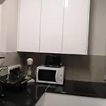Kalidonia , Spacious 2 Bedroom With Office ניקוסיה