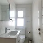 Kalidonia , Spacious 2 Bedroom With Office דירה ניקוסיה