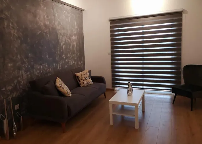 Kalidonia , Spacious 2 Bedroom With Office * Nicosia