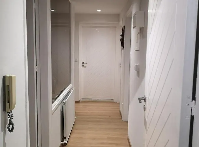 Lägenhet Kalidonia , Spacious 2 Bedroom With Office *