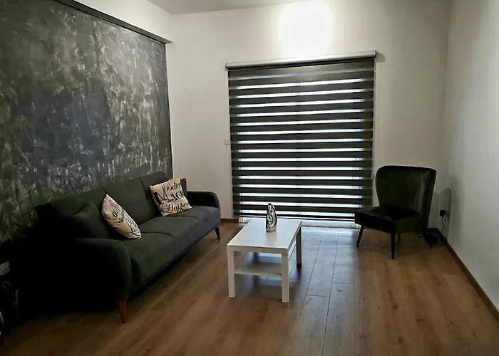 Apartment Kalidonia , Spacious 2 Bedroom With Office *