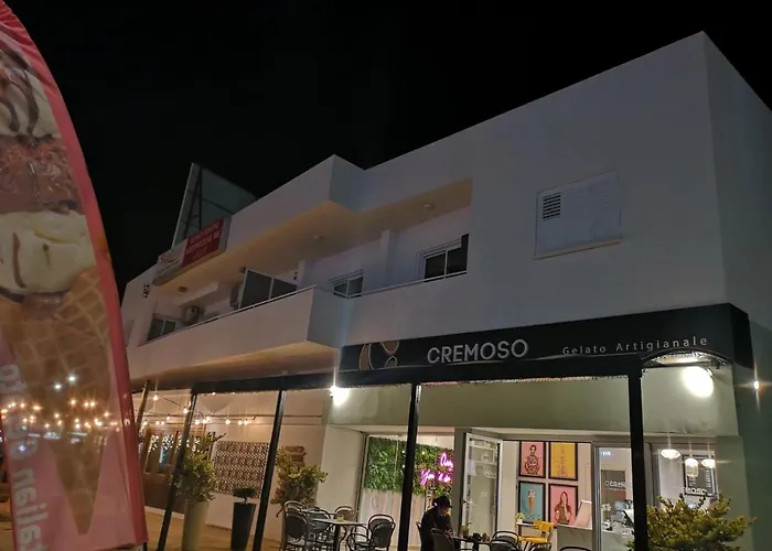 Apartament Kalidonia , Spacious 2 Bedroom With Office *