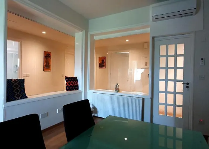 Kalidonia , Spacious 2 Bedroom With Office * Nicosia